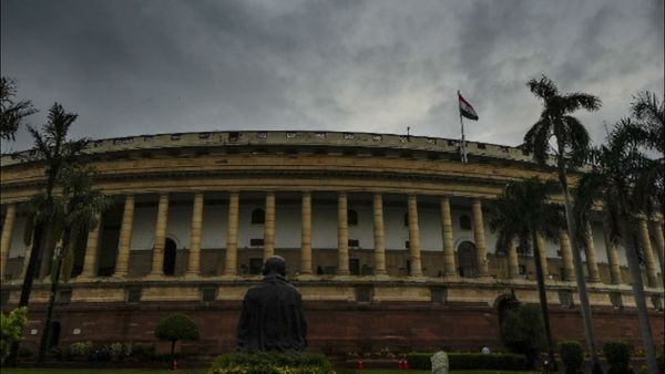 ભારતના એવા 3 વડાપ્રધાન જેમની સરકાર હારી અવિશ્વાસ પ્રસ્તાવ