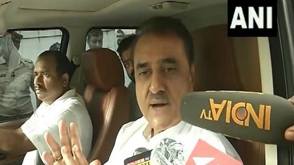 Maharastra NCP Crisis: કોઇના પર ED કોઇ જ દબાણ નથી, શરદ પવારના નવેદન પર બોલ્યા પ્રફુલ પટેલ