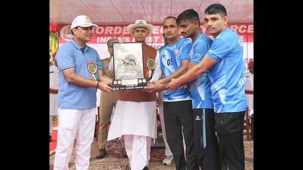 બી.એસ.એફ.ની ૪૩મી આંતર સીમાંત કુસ્તીસમુહ પ્રતિયોગિતા-૨૦૨૩ નું ભવ્ય સમાપન