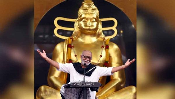 પોતાને ફકીર કહેનાર મોરારી બાપુ દાન આપવામાં ટૉપ પર