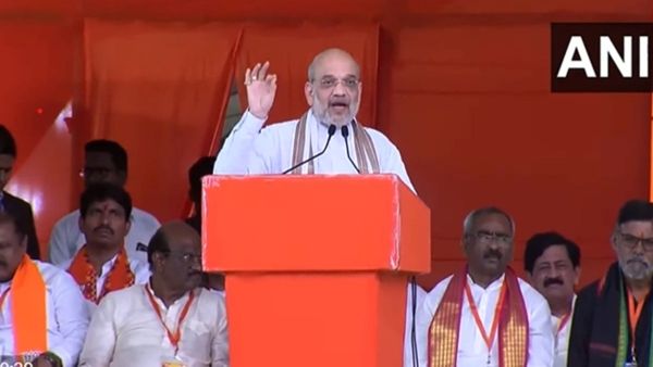 'ઔવૈસી સાથેમળીને તૌડ્યુ તેલંગાણા મુક્તિ આંદોલનનું સપનુ' અમિત શાહે KCR પર સાધ્યુ નિશાન