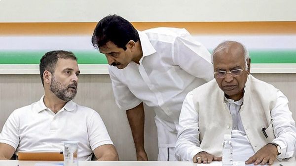 કોગ્રેસે 4 ચૂટણી રાજ્યો માટે બનાવી સ્ક્રિનિગ કમિટી, રાજ્સ્થાનની સમિતિના અધ્યક્ષ બન્યા ગૌરવ ગોગોઇ