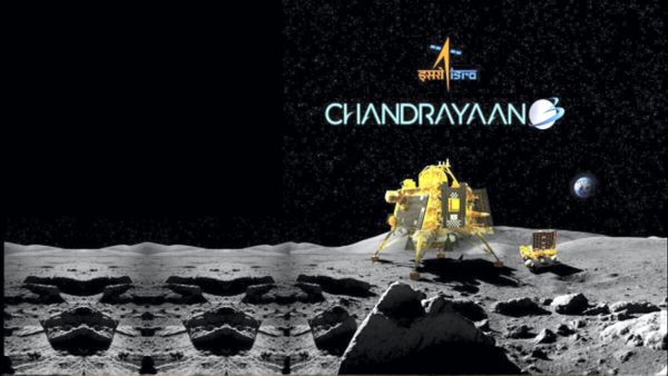 Chandrayaan-3ના સફળ લેંડિંગ માટે વર્જીનિયાના મંદિરમાં થયો હવન, લોકોએ ક્રૉસ કરી ફિંગર, જુઓ Video