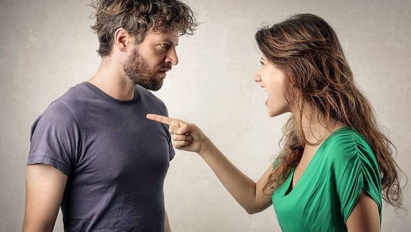 ગાળો બોલનારા લોકો વધારે ખુશ રહે છે? જાણો શું કહે છે સંશોધન?