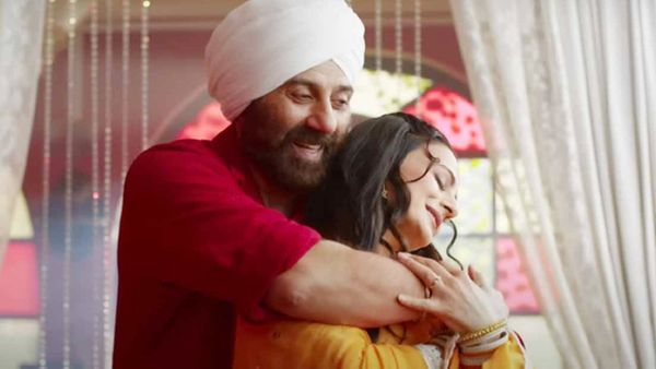 Gadar 2 Box Office Day 4 : ગદર 2 એ કરી બ્લોકબસ્ટર કમાણી, તોડી નાંખ્યા આ રેકોર્ડ