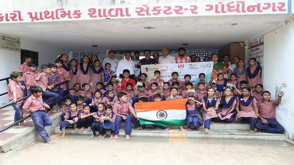 ગાંધીનગરમાં હર ઘર તિરંગાની થીમ સાથે ઉદગમ ચેરીટેબલ ટ્રસ્ટ દ્વારા રંગોળી સ્પર્ધાનુ આયોજન