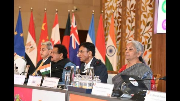 ગાંધીનગરમાં G20 આરોગ્ય મંત્રીની બેઠકમાં પરિણામ દસ્તાવેજને સર્વસંમતિથી અપનાવવામાં આવ્યો