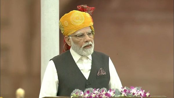 દેશ મણિપુરની સાથે, હવે ત્યાંથી... લાલ કિલ્લા પરથી હિંસા પ્રભાવિત રાજ્ય માટે શું બોલ્યા PM મોદી