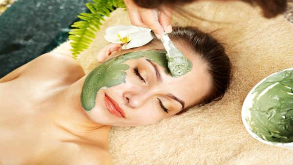 Skin Care Tips: ડાઘ અને ખીલ થઈ જશે દૂર, જાણી લો આ ઘરેલુ ઉપાય