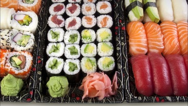 આ રેસ્ટેરન્ટમાં વેચાઇ વિશ્વની સૌથી મોંઘી સુશી, કિંમત સાંભળી રહી જશો દંગ