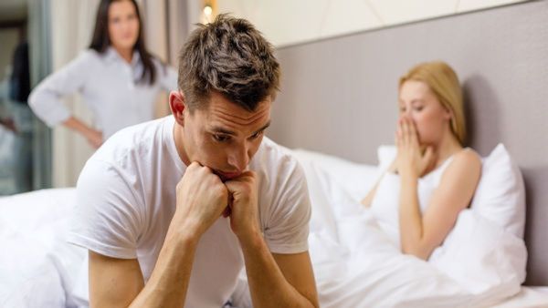 માત્ર પત્નીઓને જ નહીં પત્નીને પણ મળે છે ઘણા કાનૂની અધિકાર, આજે જ જાણી લો