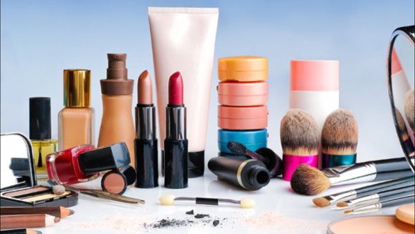 Indian Cosmetic Industry: સુંદર દેખાવ માટે ભારતીય લોકો કરે છે અધધ ખર્ચ, જાણીને ચોંકી જશો