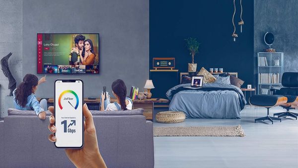 જિયો ફાઇબર માટે ગજબનો પ્રિપેડ પ્લાન, 1Gbpsની સ્પીડ, 18 એપ મળશે ફ્રી, જાણો