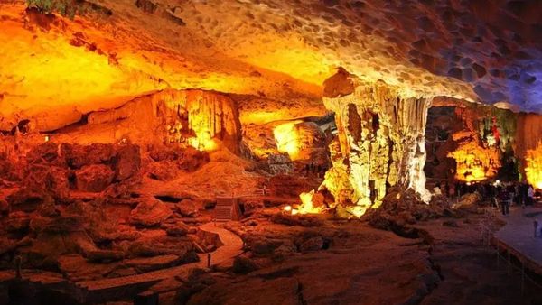 આ છે દુનિયાની સૌથી રહસ્યમય ગુફા, અંદર સમાઈ શકે છે પુરૂ શહેર, જાણો ક્યાં આવેલી છે?