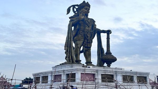 Salangpur Controversy : સાળંગપુર વિવાદનો અંત, હટાવાયા ભીંતચિત્રો, સનાતની સંતો લડી લેવાના મુડમાં