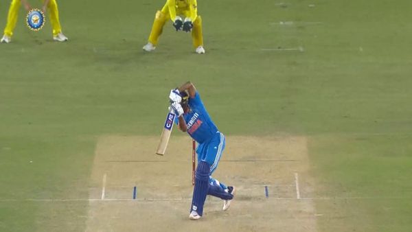 IND vs AUS: રન આઉટ થયા બાદ શુભમન ગિલ પર ગુસ્સે થયો શ્રેયસ ઐયર, જુઓ વીડિયો