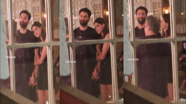 અનન્યા પાંડે અને આદિત્ય રૉય કપૂર આ શું કરી રહ્યા છે? રેસ્ટોરાંથી કોઝી Video થયો લીક