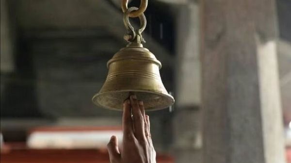 મંદિરમાં ઘંટ કેમ લગાવાય છે? મોટાભાગના લોકો આ હકિકત નથી જાણતા?