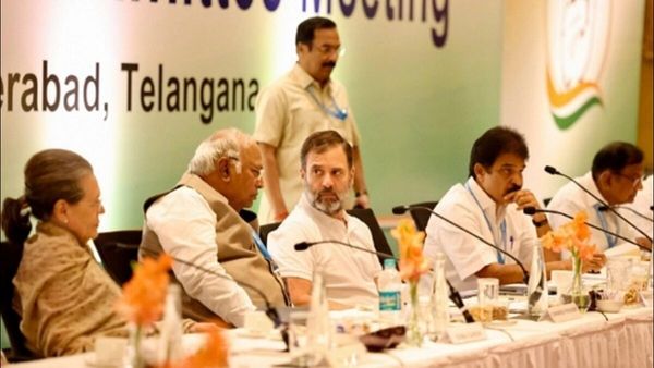 કોંગ્રેસ વર્કિંગ કમિટીની આજે બેઠક, જાતિ સર્વે, ચૂંટણી સહિતના મહત્વના મુદ્દાઓ પર થશે ચર્ચા