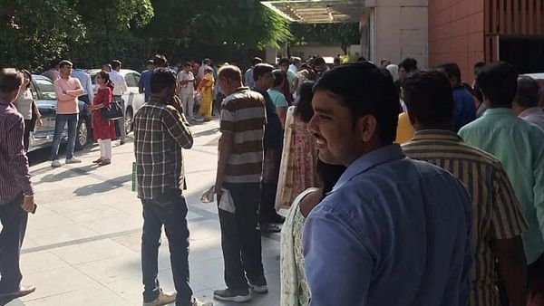 દિલ્હી અને આસપાસના વિસ્તારોમાં ભુકંપના આંચકા અનુભવાયા, રિક્ટર સ્કેલ પર 6.2 ની તિવ્રતા મપાઈ