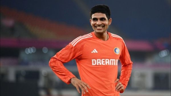 IND vs PAK: શુભમન ગિલ આજે પાકિસ્તાન સામે રમશે? જાણો રોહિત શર્માએ ફિટનેસ પર શું કહ્યુ