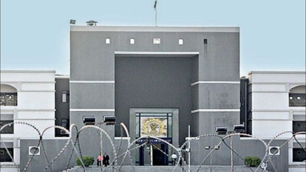 ગુજરાત હાઈકોર્ટમાં સુનાવણી દરમિયાન બે જજો વચ્ચે ઉગ્ર બોલાચાલી, લાઈવ સ્ટ્રીમમાં જોવા મળ્યો ઝઘડો