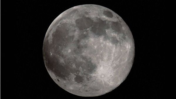 માણસ ચંદ્ર પર રોડ બનાવાશે, આવો છે વૈજ્ઞાનિકોનો પુરો પ્લાન