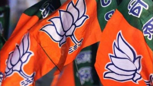 તેલંગાના ચૂંટણી પહેલા ભાજપમાં ઘમાસાણ, રાજીનામા અને વિરોધે વધારી મુશ્કેલી