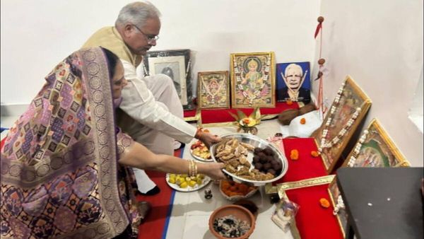 છત્તીસગઢઃ મહિલાઓને કોંગ્રેસ આપશે વાર્ષિક 15000 રુપિયા, સીએમ ભૂપેશ બઘેલે કરી ઘોષણા