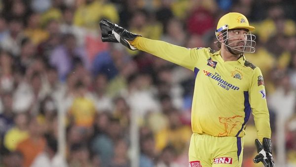 IPL 2024 : ધોનીના ફેન્સ માટે સારા સમાચાર, વધુ એક સિઝન મેદાન પર જોવા મળશે, આ ખેલાડીઓને રિલીઝ કરાયા