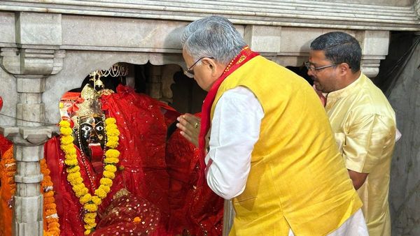 છત્તીસગઢમાં ભાજપની જીત માટે રમણ સિંહે કરી માઁ કાળીની પૂજા