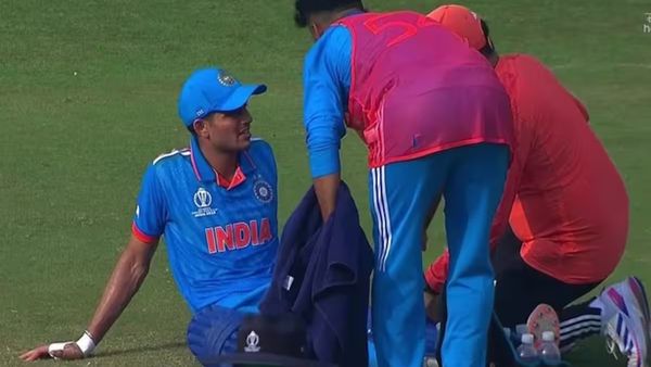 IND vs NZ : ભારત માટે માઠા સમાચાર, શુભમન ગિલ રિટાયર્ડ હિટ થઈને પેવેલિયન પરત ફર્યો