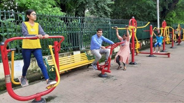 યોગી સરકાર યુપીના 100 પાર્કમાં Open Air Gymની સુવિધા આપશે