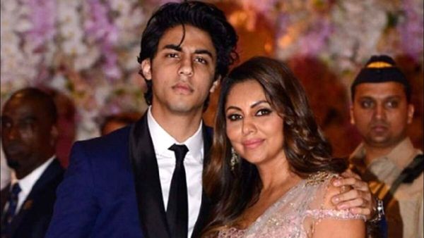 ગૌરી ખાને દીકરા આર્યનને આપી હતી સલાહ - 'જેટલી ઈચ્છે એટલી છોકરીઓને ડેટ કર પરંતુ...'