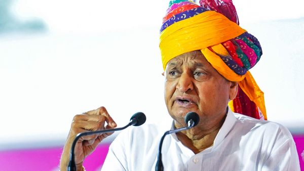 Rajasthan Election Result : પેપર લીક અને લાલ ડાયરી સહિતના આ કારણોએ અશોક ગેહલોતની નાવડી ડુબાડી