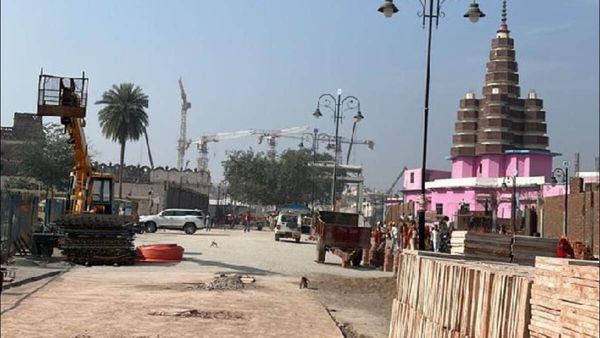 અયોધ્યાનું રામ મંદિર આધ્યાત્મિક પર્યટનને વૈશ્વિક સ્તરે પરિભાષિત કરવા તૈયારઃ ગ્રાઉન્ડ રિપોર્ટ