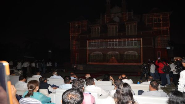 Vadodara: વડોદરા મ્યુઝિયમની વધી શોભા, પ્રોજેક્શન લાઇટ અને સાઉન્ડ ઓડિયો/વીડિયો શોનું ઉદ્ઘાટન