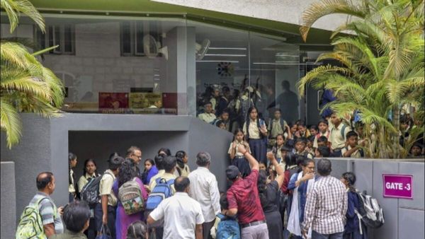 'ઈસ્લામ અપનાવો અથવા મરી જાઓ, અલ્લાહુ અકબર', બેંગલુરુની 48 પ્રાઈવેટ સ્કૂલોમાં મુજાહિદ્દીન જૂથના ઈમેલથી ખળભળાટ