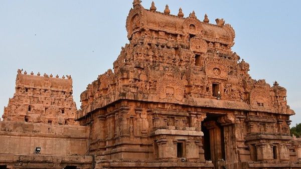 તમિલનાડુનું બૃહદેશ્વર મંદિર: ચોલ વંશના ભવ્ય સ્થાપત્યનું ઉદાહરણ