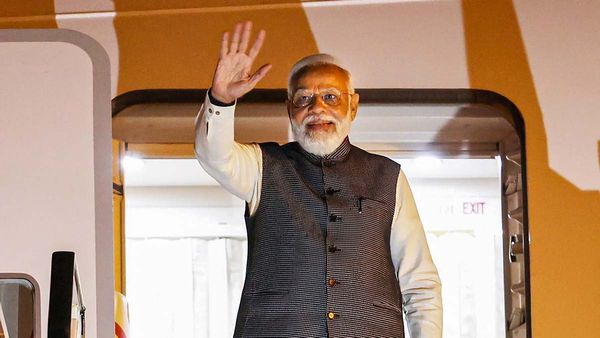 PM મોદીનો જલવોઃ અમેરિકી રાષ્ટ્રપતિ જો બાઈડનને પછાડીને બન્યા દુનિયાના સૌથી લોકપ્રિય નેતા, જુઓ યાદી