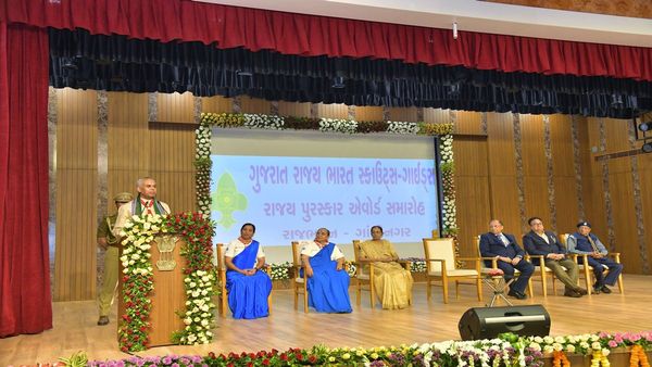 1667 સ્કાઉટ્સ - ગાઈડ્સને રાજ્ય પુરસ્કાર અર્પણ કરાયા