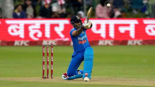 IND vs SA : રિંકુ સિંહ-સુર્યાની ધમાલ વચ્ચે વરસાદ વિલન બન્યો, ભારતનો સ્કોર 180/7(19.3)