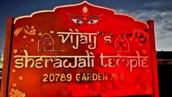 અમેરિકામાં હિન્દુ મંદિરો પર હુમલો, ભારત વિરોધી નારા લખાયા