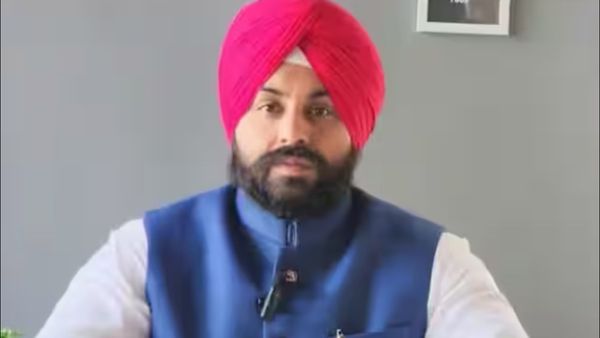 પંજાબમાં 4500 છાત્રોએ એક્સપોઝર વિઝિટમાં લીધો ભાગ, સરકારી કામો વિશે જાણ્યુઃ હરજોત સિંહ બેંસ