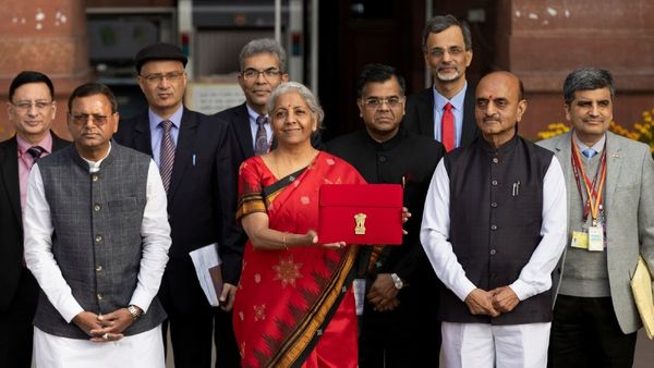 Budget 2024 : વોટ ઓન એકાઉન્ટ અને વચગાળાના બજેટ વચ્ચે શું તફાવત છે?