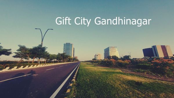 ગુજરાત સરકારે જાહેર કરી ગિફ્ટ સિટીમાં દારૂના વપરાશ અને વેચાણ માટે શરતો