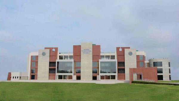 GTU સ્ટાર્ટઅપ અને ગુજરાત સરકાર વચ્ચે આરોગ્યલક્ષી સેવાઓ માટે 500 કરોડનાં MOU