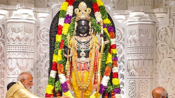 Ram Mandir : ભગવાન રામના હાથમાં રહેલા ધનુષનું નામ શું છે? જાણો શું છે તેની ખાસિયત?