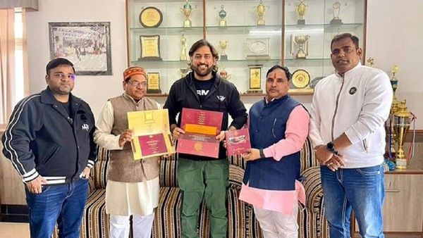 Ram Mandir Inauguration : આમંત્રણ બાદ પણ રોહિત શર્મા અને એમએસ ધોની અયોધ્યા ન આવ્યા, જાણો કેમ?