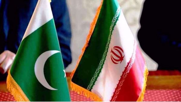 કેમ લડી રહ્યાં છે પાકિસ્તાન-ઈરાન? જાણો શું છે પુરી બબાલ?